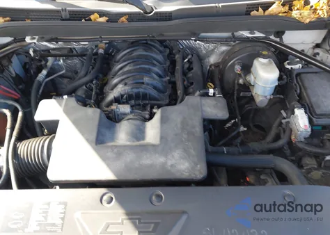 2015 Chevrolet Silverado 1500 1Lt из США, поврежденный, VIN 3GCUKRECXFG499929